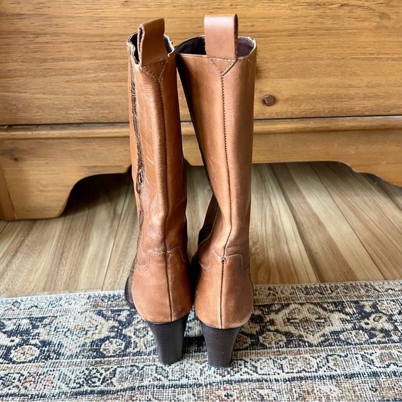 Vintage Tooled Leather Western Cowboy Stacked Heel Boots in Cognac Brown - 6 - Picture 6 of 7